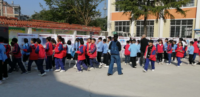 博物馆送展进乡镇小学