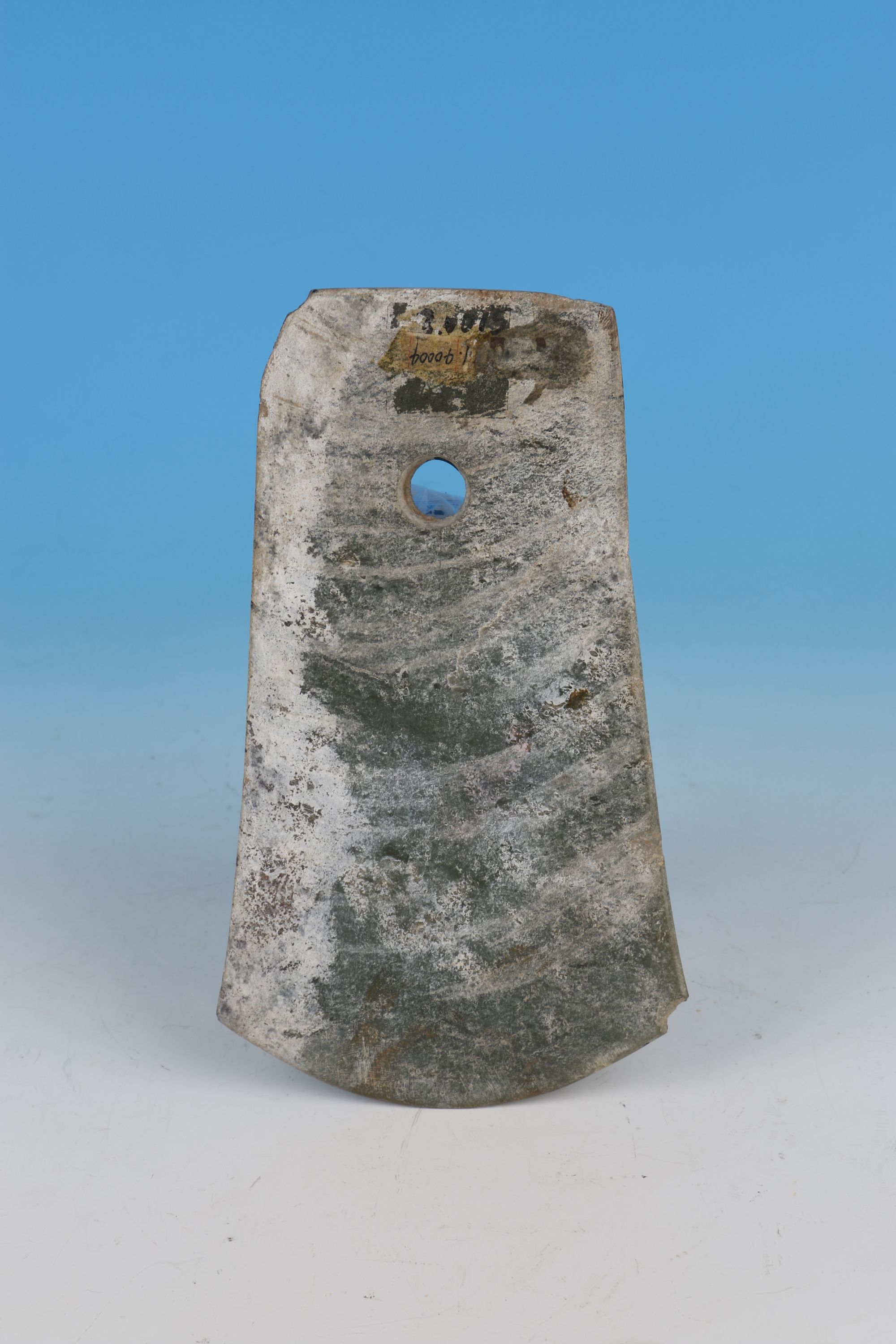 新石器时代单孔石铲