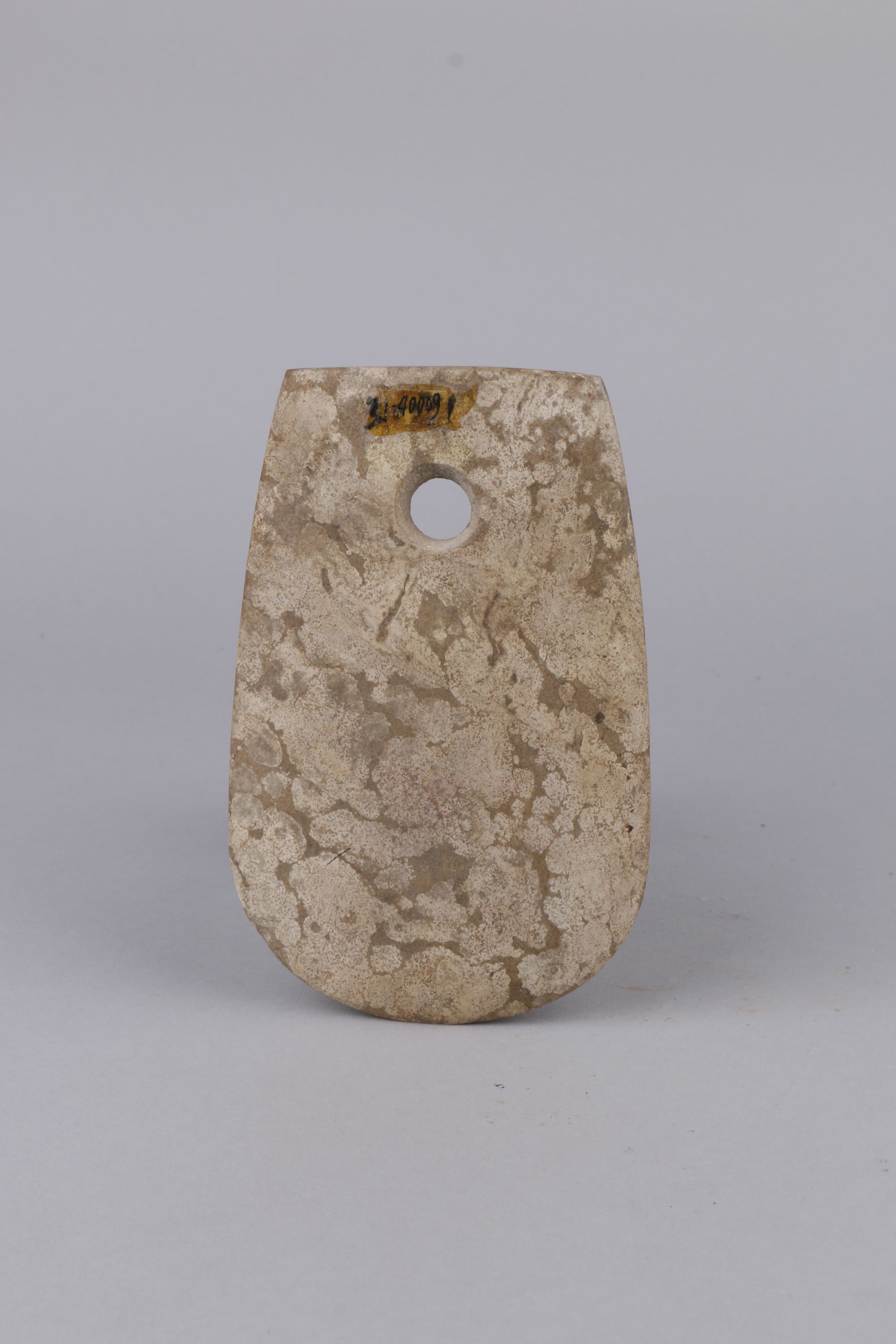 新石器时代单孔石铲