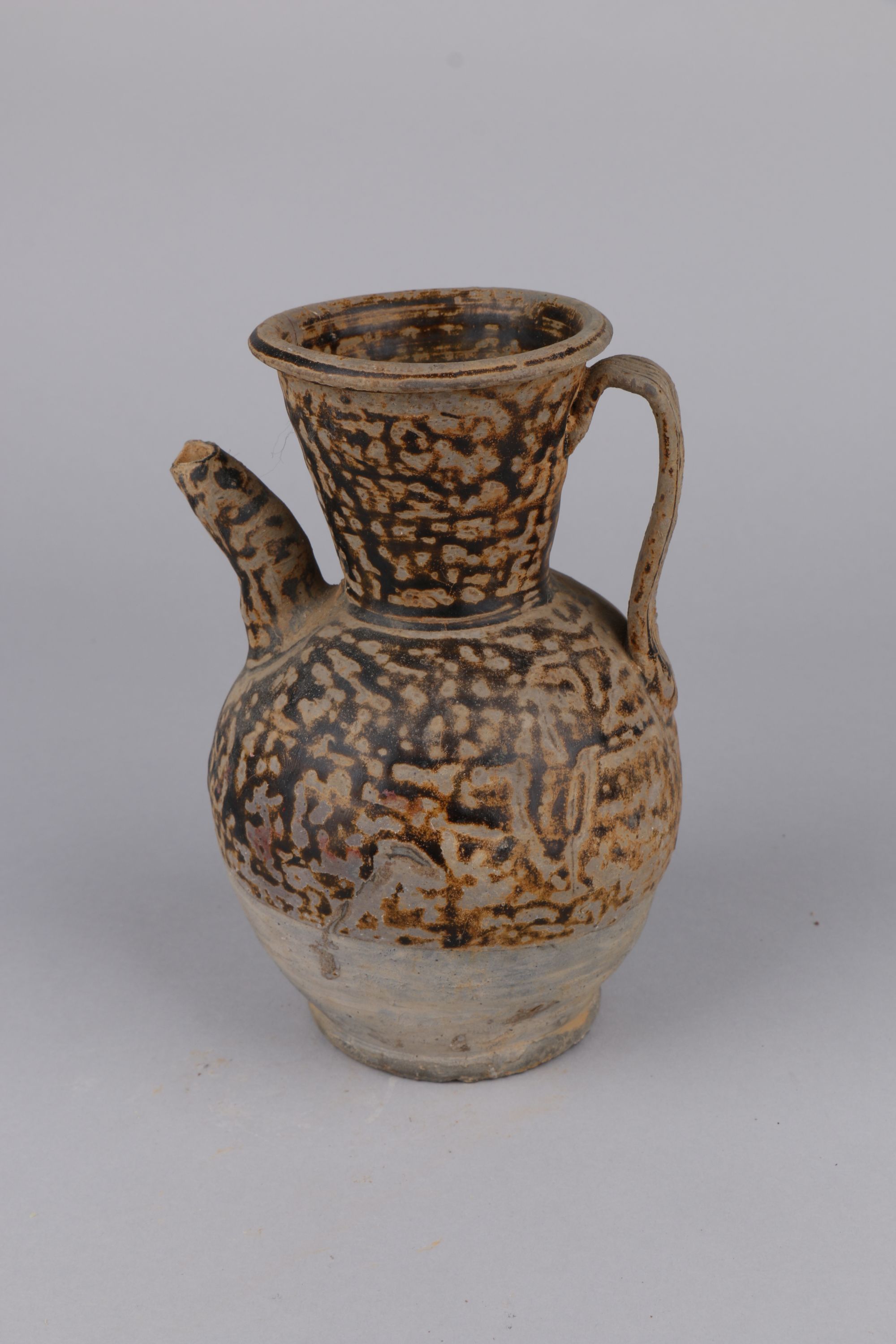 五代十国硬陶注