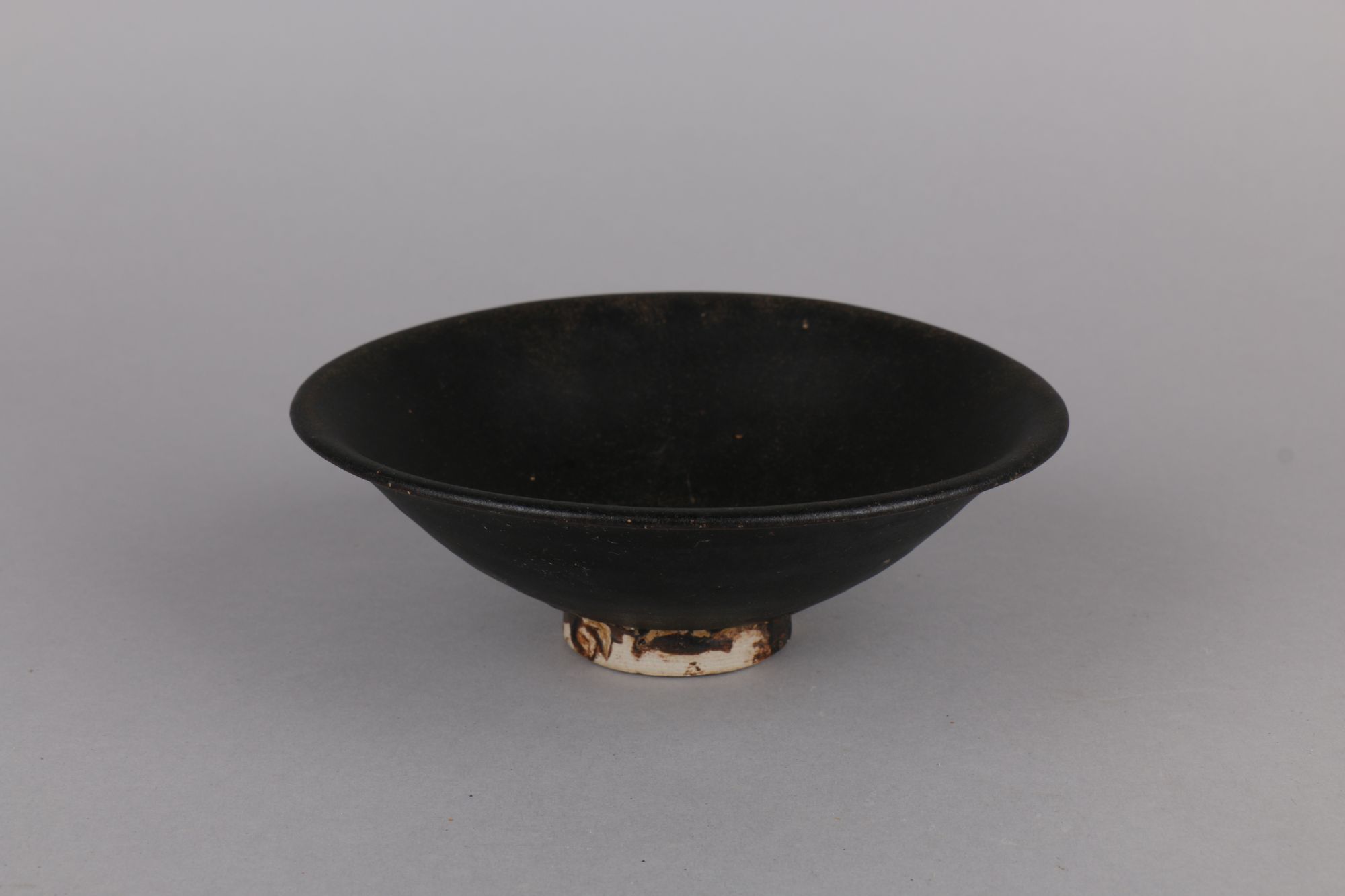宋黑瓷碗